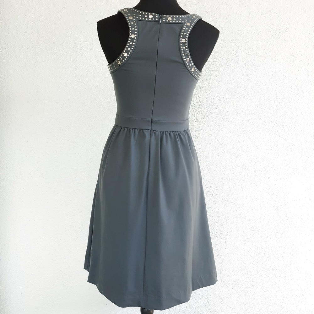 😁CYNTHIA ROWLEY Studded Dress - Picture 4 of 7